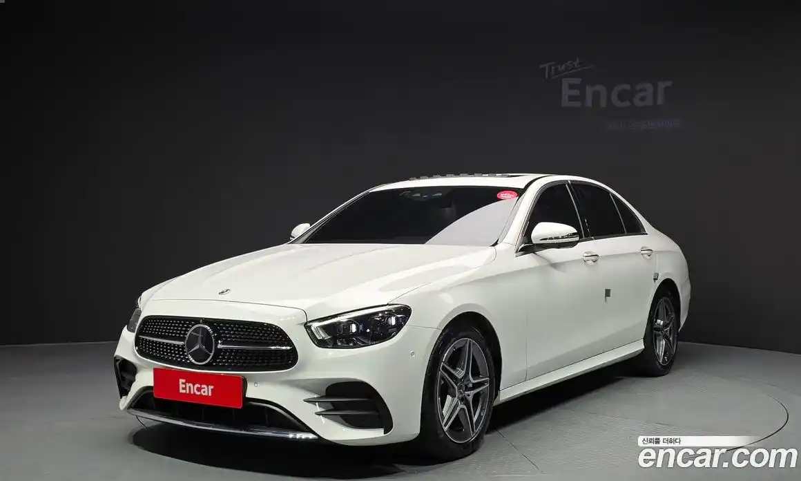 Mercedes-Benz E-Class 2023 2.0 Автомат в Москве № 219448, фото 15