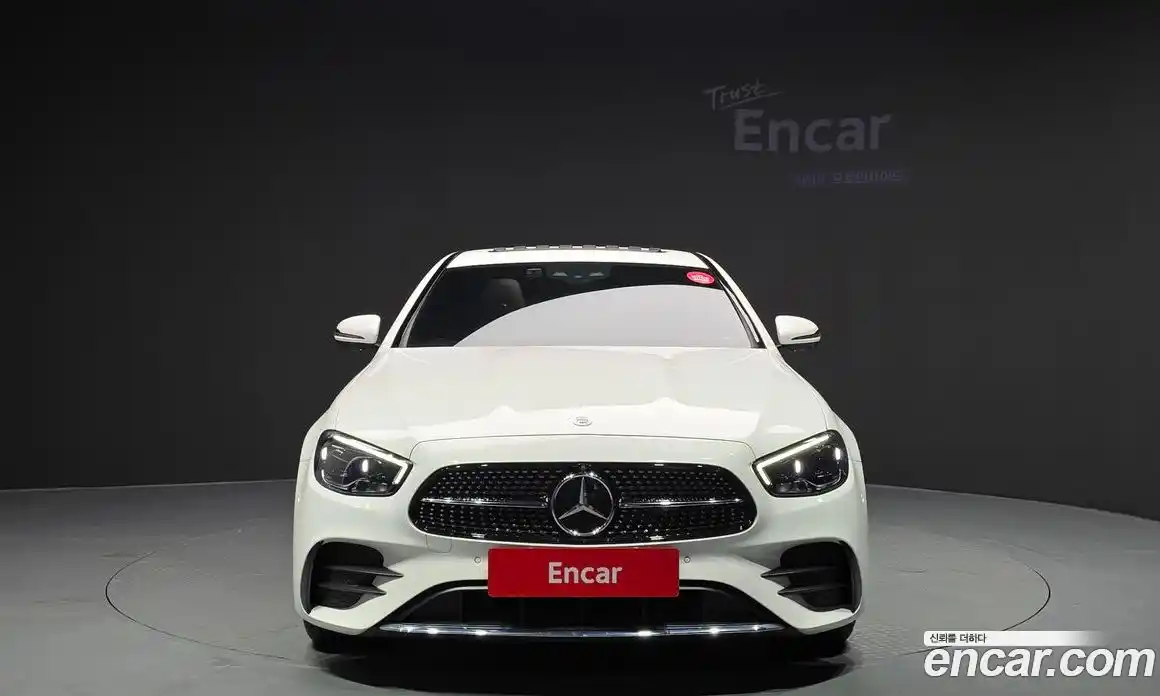 Mercedes-Benz E-Class 2023 2.0 Автомат в Москве № 219448, фото 17