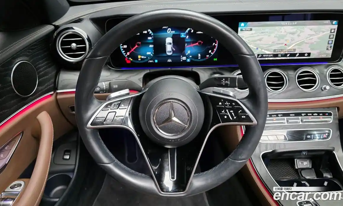 Mercedes-Benz E-Class 2023 2.0 Автомат в Москве № 219448, фото 18