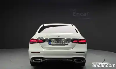 Mercedes-Benz E-Class 2023 2.0 Автомат в Москве № 219448, миниатюра 8