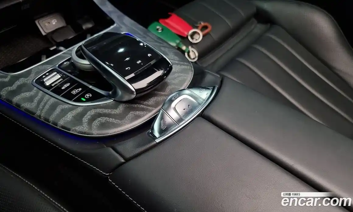 Mercedes-Benz E-Class 2021 3.0 Автомат в Москве № 225106, фото 4