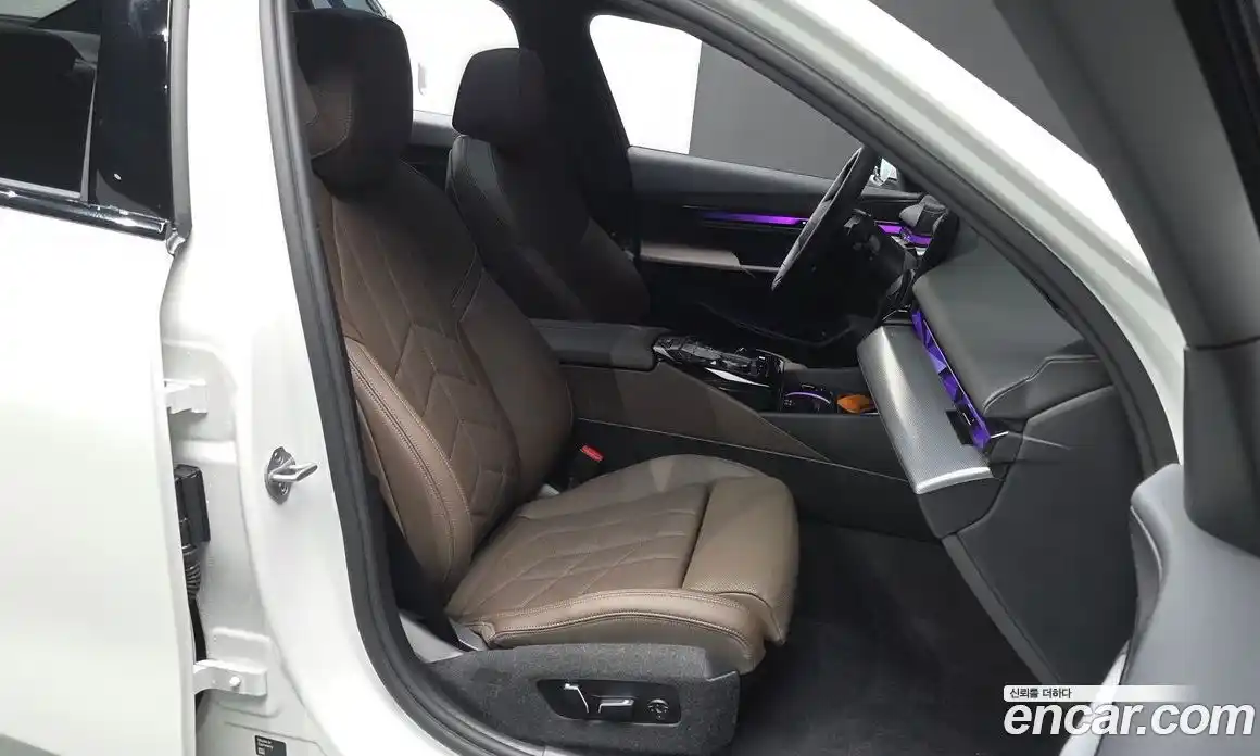 BMW 5-Series 2025 2.0 Автомат в Москве № 227804, фото 20