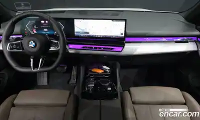 BMW 5-Series 2025 2.0 Автомат в Москве № 227804, миниатюра 4