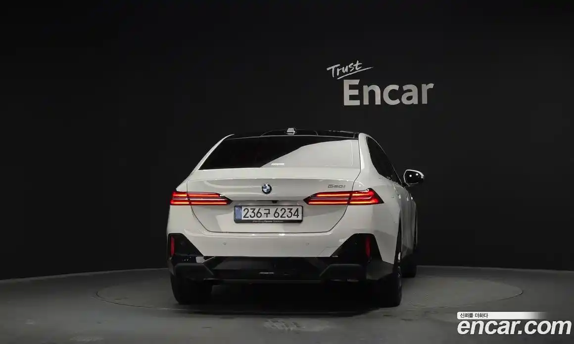 BMW 5-Series 2025 2.0 Автомат в Москве № 227804, фото 9