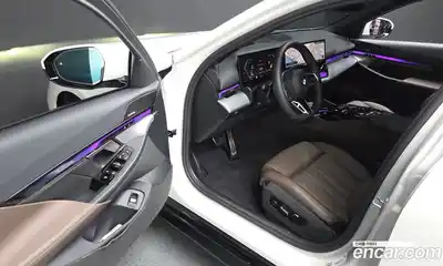 BMW 5-Series 2025 2.0 Автомат в Москве № 227804, миниатюра 10