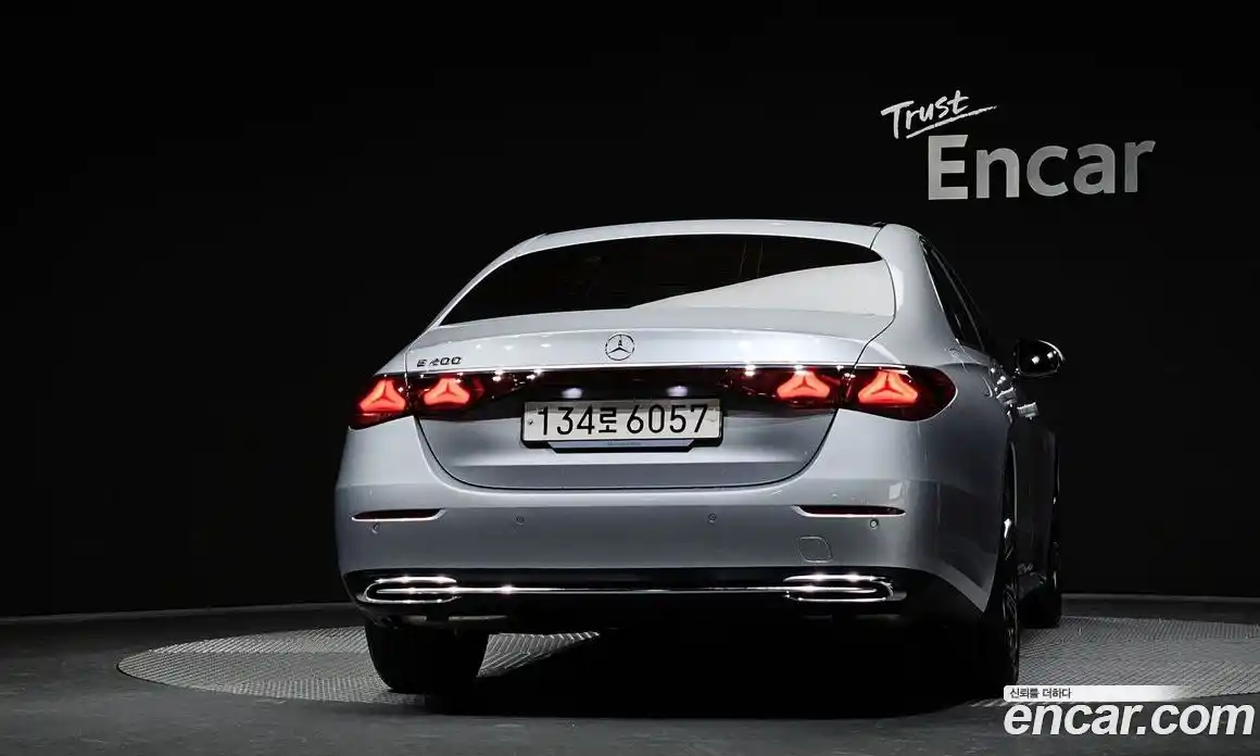 Mercedes-Benz E-Class 2024 2.0 Автомат в Москве № 229344, фото 13