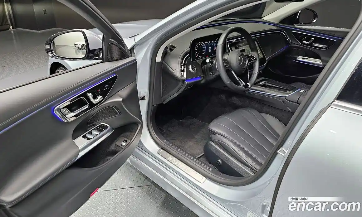 Mercedes-Benz E-Class 2024 2.0 Автомат в Москве № 229344, фото 15