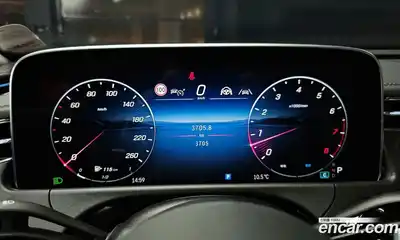 Mercedes-Benz E-Class 2024 2.0 Автомат в Москве № 229344, миниатюра 2