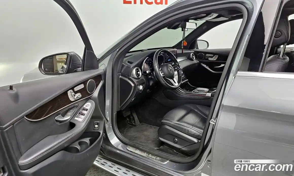 Mercedes-Benz GLC-Class 2020 2.0 Автомат в Москве № 229487, фото 18