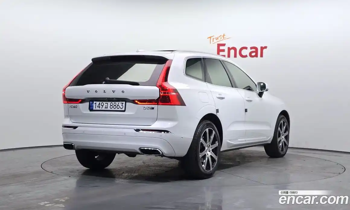 Volvo XC60 2019 2.0 Автомат в Москве № 230666, фото 11