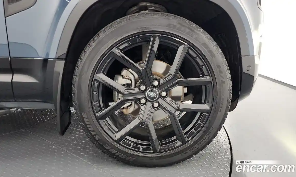 Land Rover Defender 2023 2.0 Автомат в Москве № 231208, фото 12