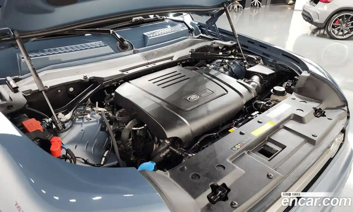 Land Rover Defender 2023 2.0 Автомат в Москве № 231208, фото 17