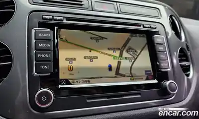 Volkswagen Tiguan 2016 2.0 Автомат в Москве № 232220, миниатюра 5