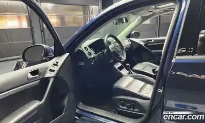 Volkswagen Tiguan 2016 2.0 Автомат в Москве № 232220, миниатюра 8