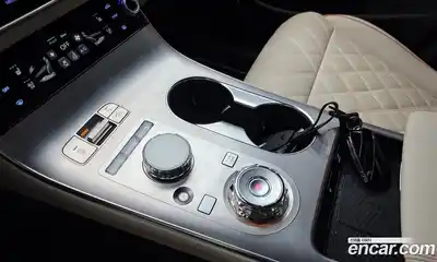 Genesis GV70 2025 2.5 Автомат в Москве № 23719, миниатюра 2