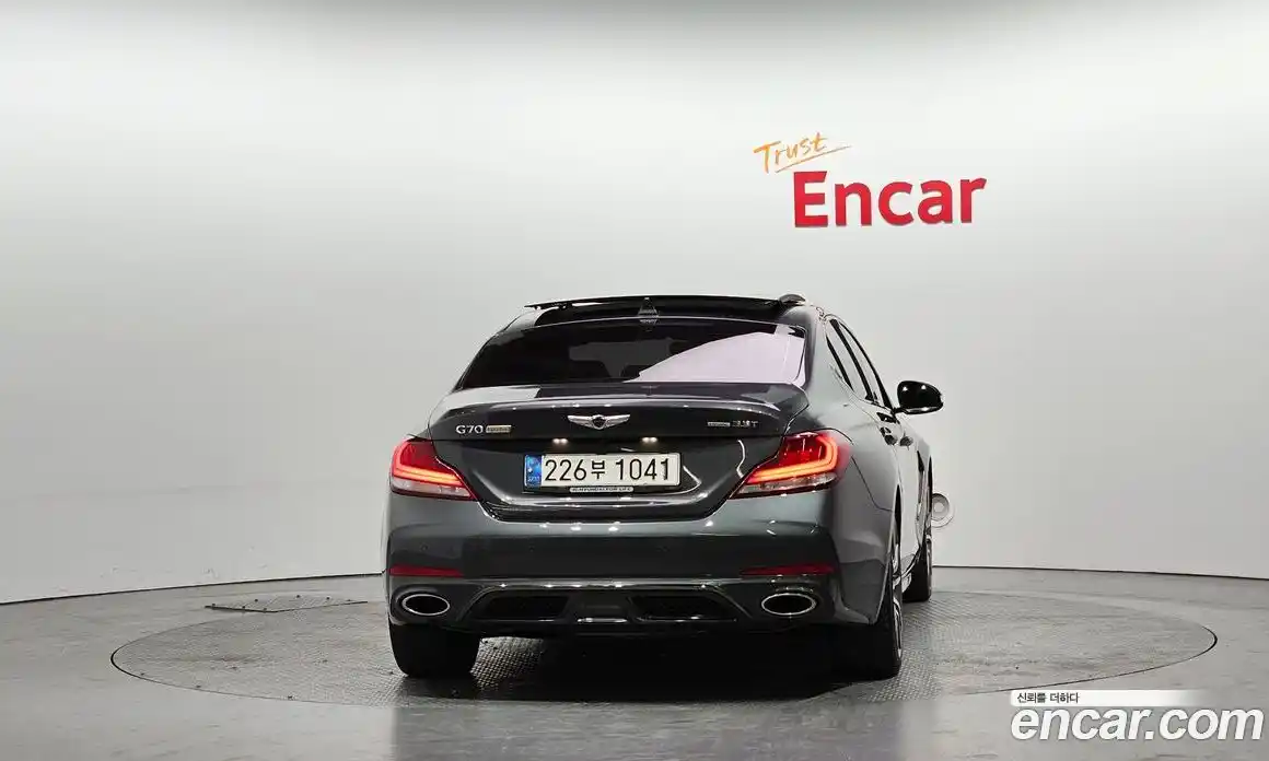 Genesis G70 2018 2.0 Автомат в Москве № 23755, фото 15