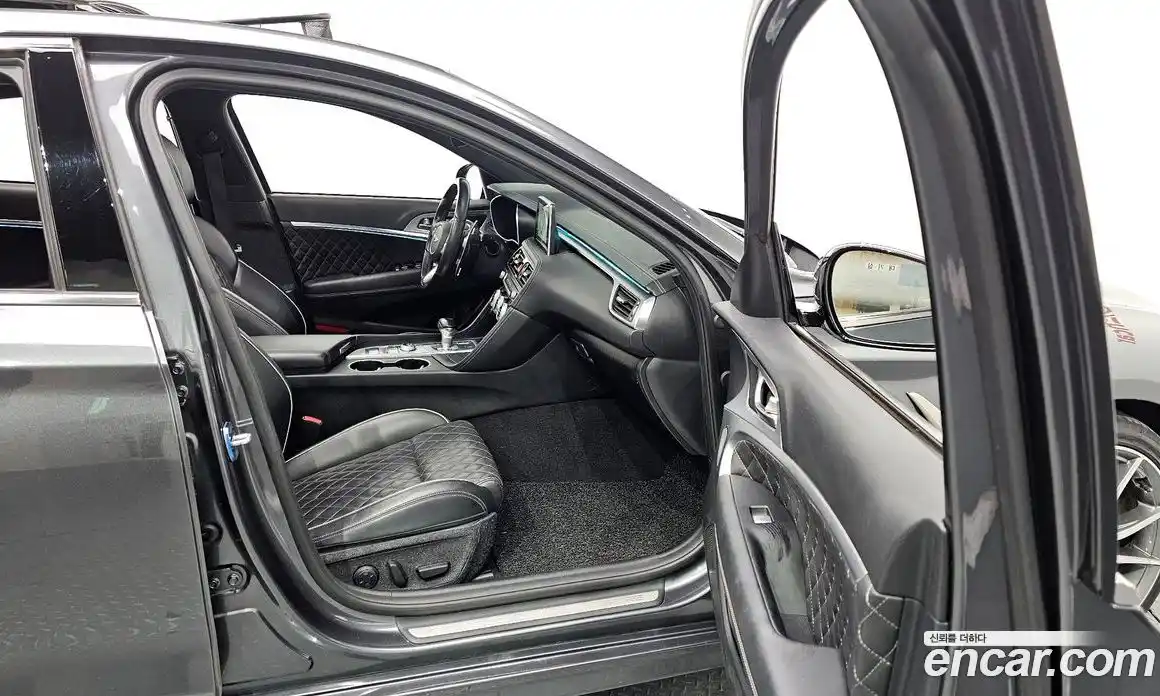 Genesis G70 2018 2.0 Автомат в Москве № 23755, фото 9