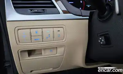 Genesis G80 2018 2.2 Автомат в Москве № 24115, миниатюра 12