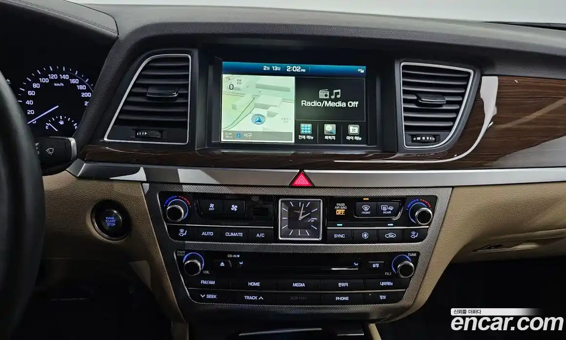 Genesis G80 2018 2.2 Автомат в Москве № 24115, фото 13