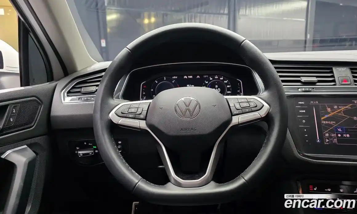 Volkswagen Tiguan 2022 2.0 Автомат в Москве № 254549, фото 15