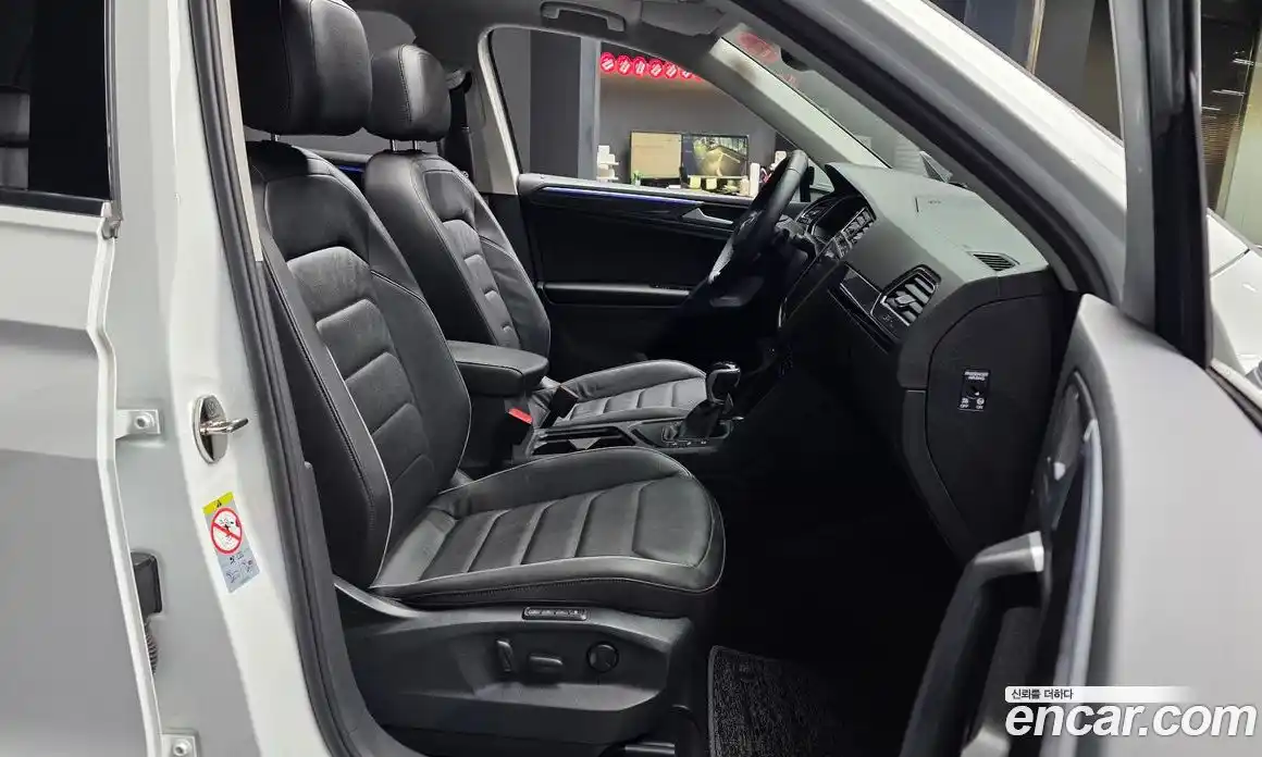 Volkswagen Tiguan 2022 2.0 Автомат в Москве № 254549, фото 17