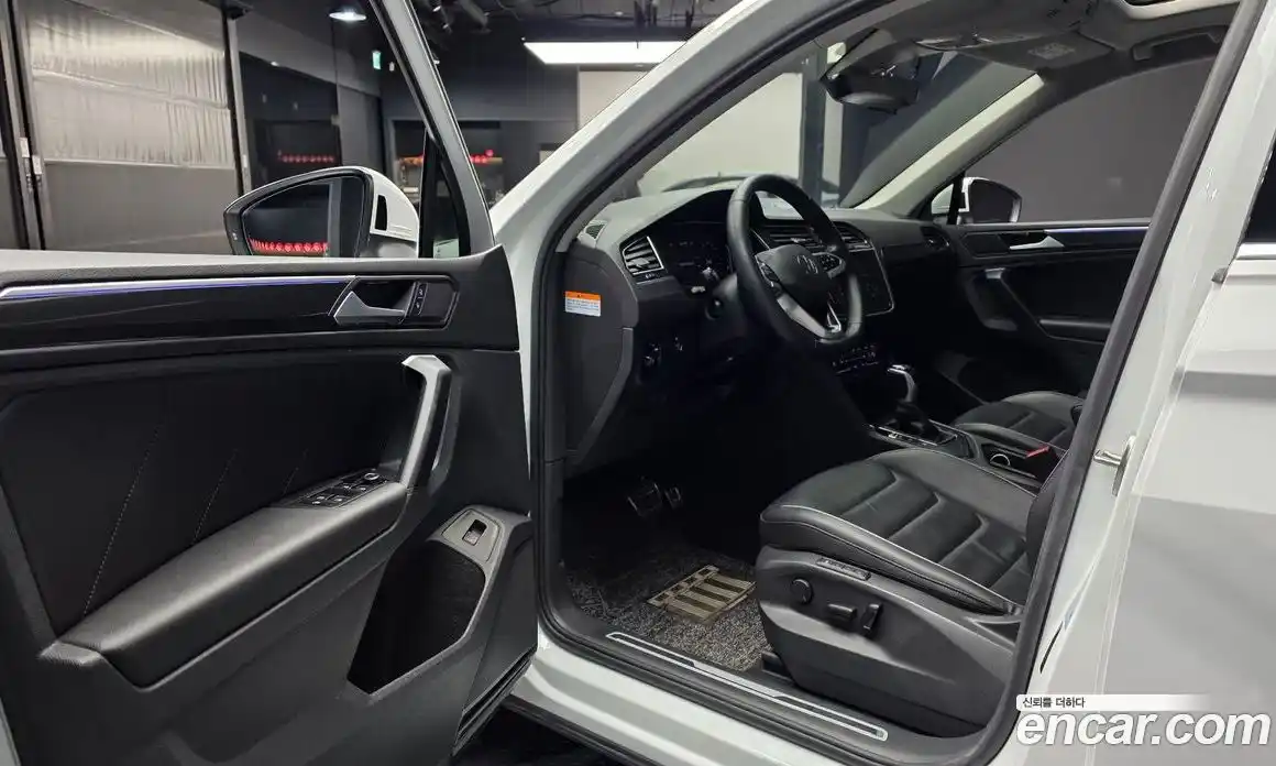 Volkswagen Tiguan 2022 2.0 Автомат в Москве № 254549, фото 6