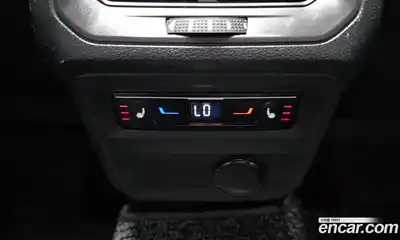 Volkswagen Tiguan 2022 2.0 Автомат в Москве № 254549, миниатюра 10