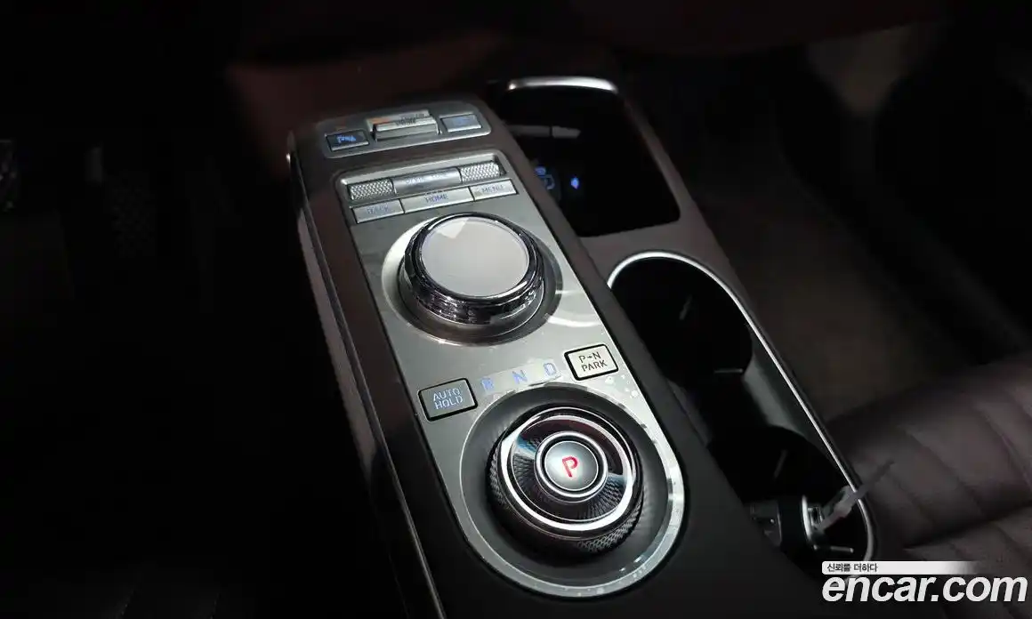 Genesis GV70 2021 2.5 Автомат в Москве № 25487, фото 18