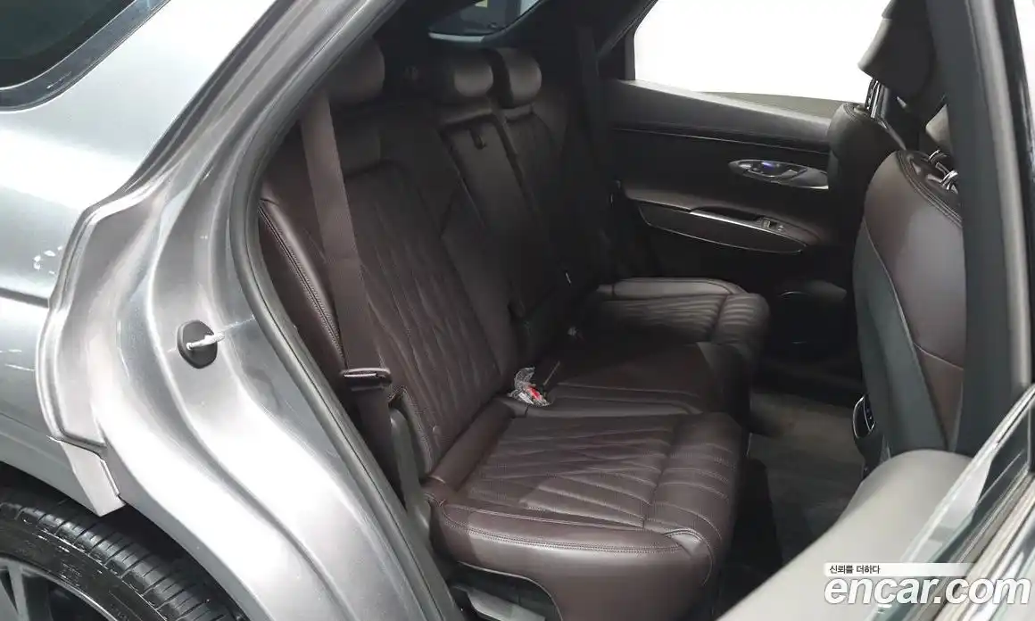 Genesis GV70 2021 2.5 Автомат в Москве № 25487, фото 19