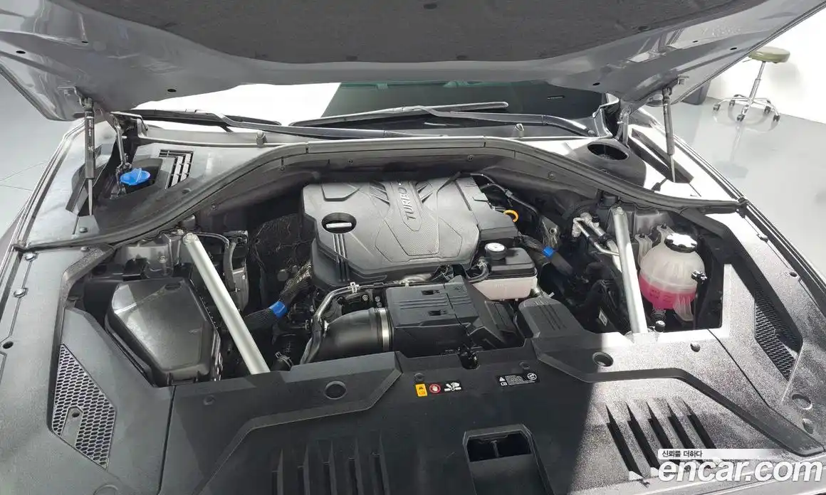 Genesis GV70 2021 2.5 Автомат в Москве № 25487, фото 8