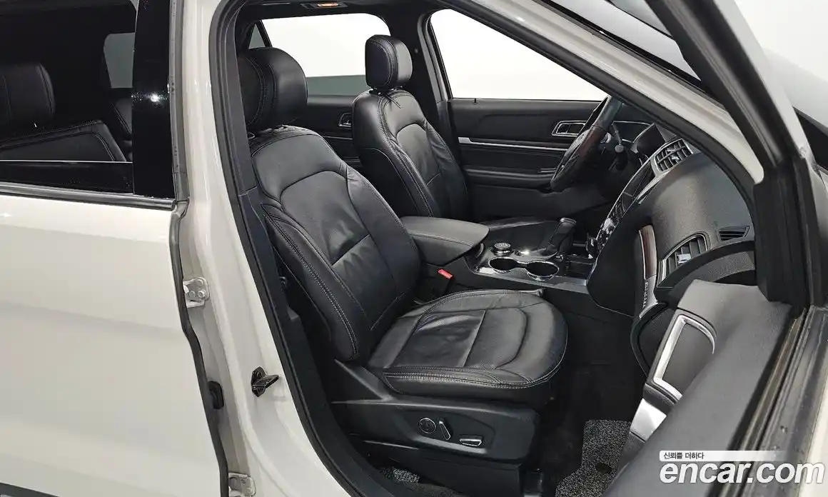 Ford Explorer 2017 2.3 Автомат в Москве № 255514, фото 14