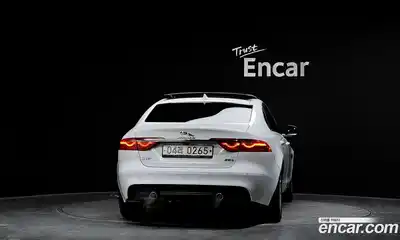 Jaguar XF 2016 2.0 Автомат в Москве № 256056, миниатюра 12