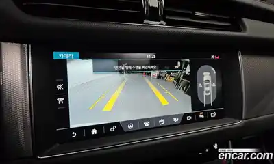 Jaguar XF 2016 2.0 Автомат в Москве № 256056, миниатюра 6