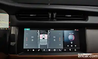 Jaguar XF 2020 2.0 Автомат в Москве № 256066, миниатюра 12