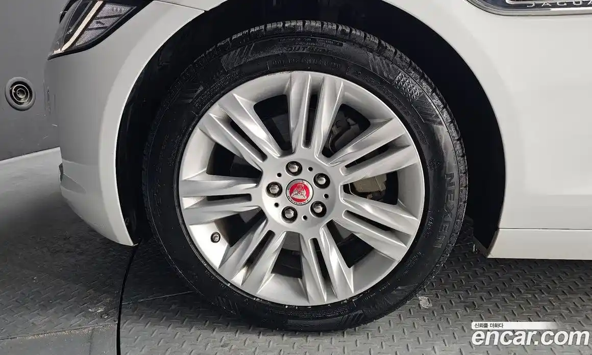 Jaguar XF 2020 2.0 Автомат в Москве № 256066, фото 13