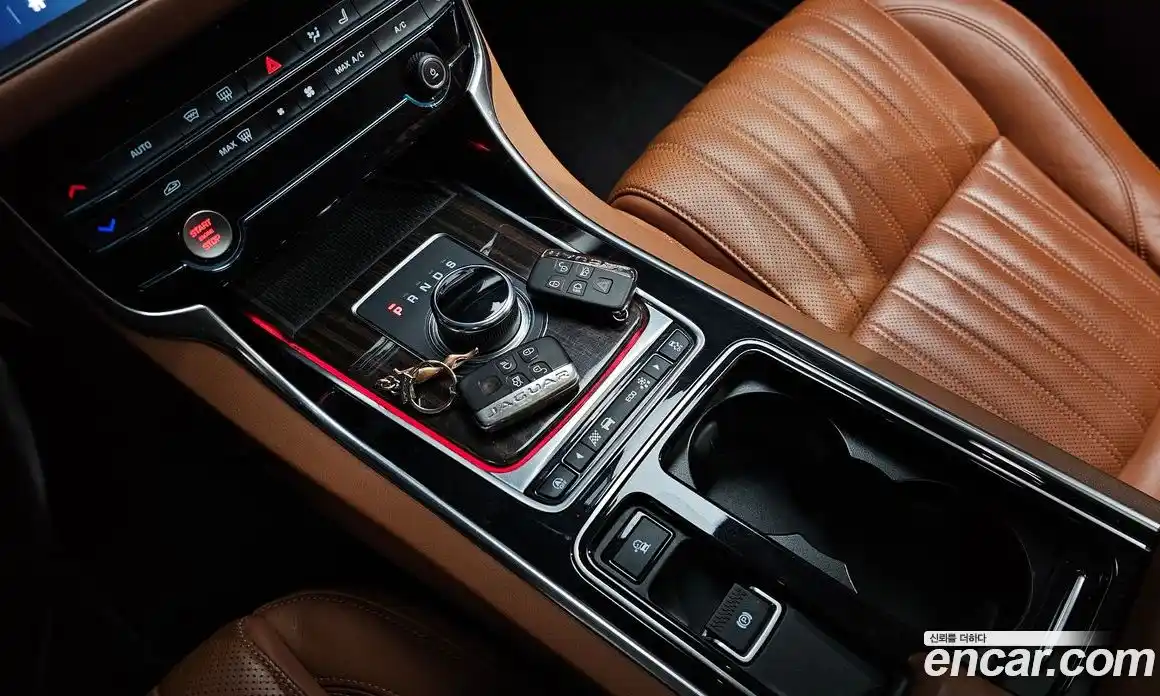 Jaguar XF 2020 2.0 Автомат в Москве № 256066, фото 19