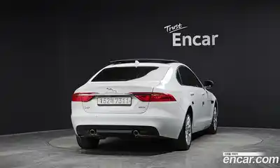 Jaguar XF 2020 2.0 Автомат в Москве № 256066, миниатюра 5