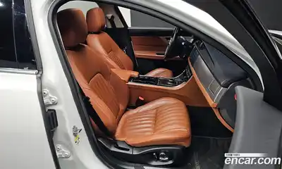 Jaguar XF 2020 2.0 Автомат в Москве № 256066, миниатюра 6