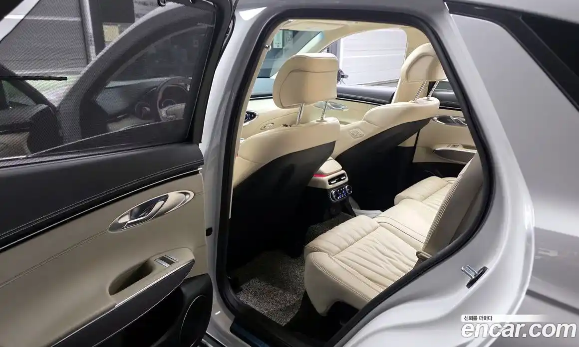 Genesis GV70 2023 2.5 Автомат в Москве № 26335, фото 18