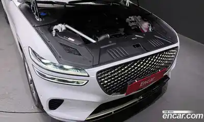Genesis GV70 2023 2.5 Автомат в Москве № 26335, миниатюра 5