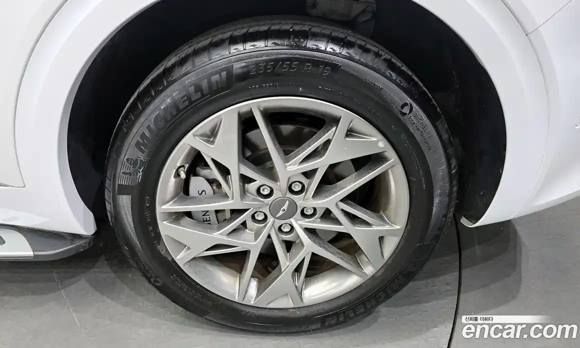 Genesis GV70 2023 2.5 Автомат в Москве № 26335, фото 9