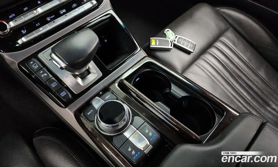 Genesis EQ900 2016 3.8 Автомат в Москве № 26345, фото 12