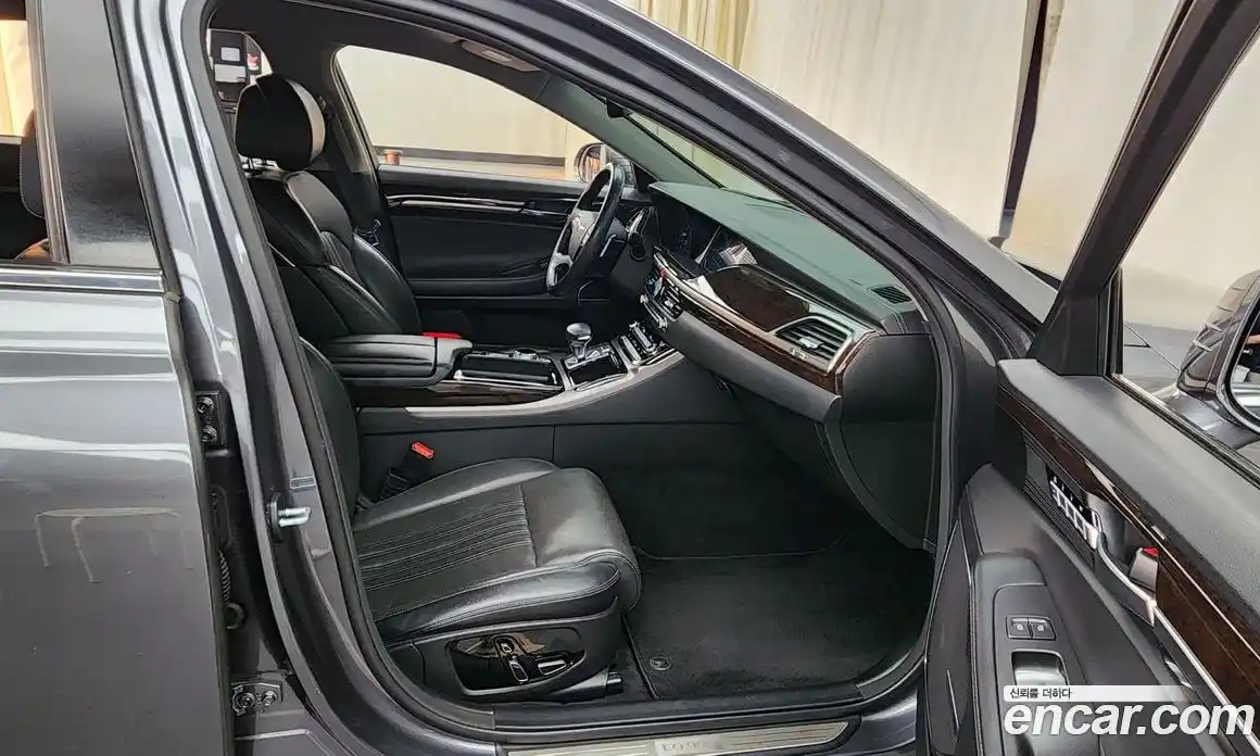 Genesis EQ900 2016 3.8 Автомат в Москве № 26345, фото 6