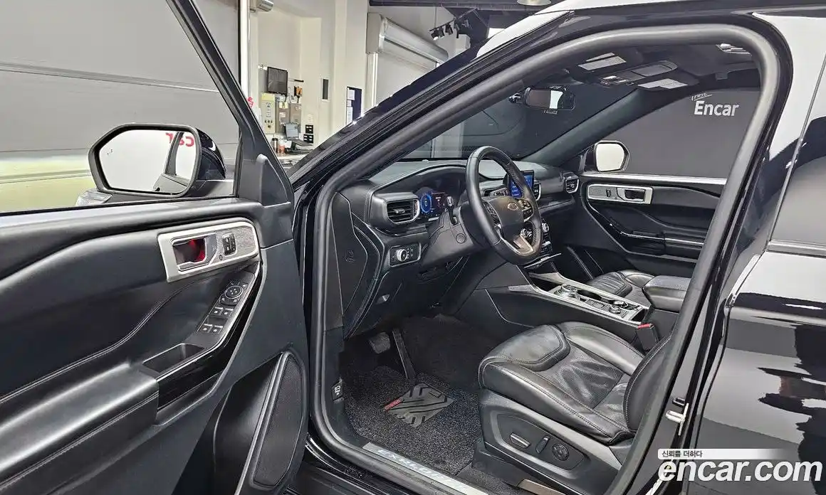 Ford Explorer 2022 3.0 Автомат в Москве № 273407, фото 19