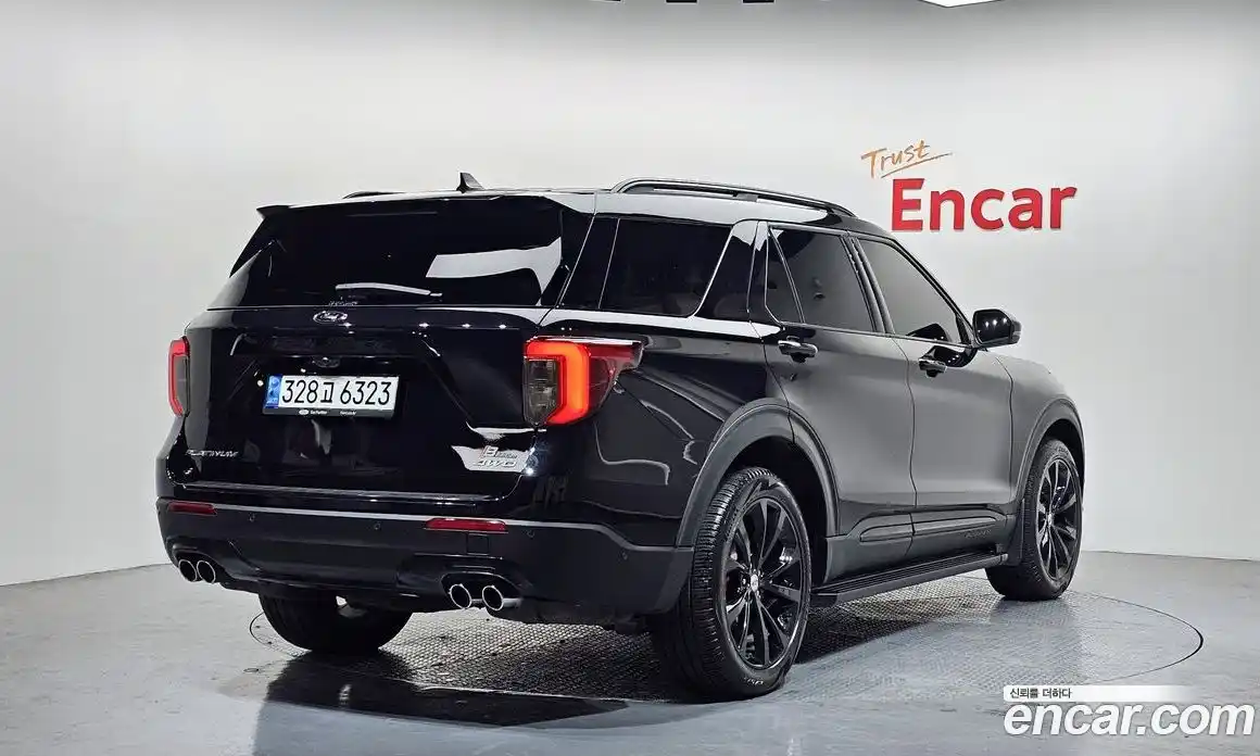 Ford Explorer 2022 3.0 Автомат в Москве № 273407, фото 4