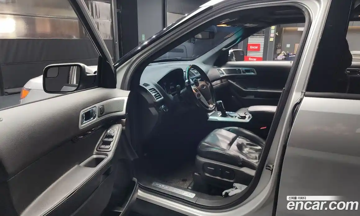 Ford Explorer 2013 3.5 Автомат в Москве № 303706, фото 19