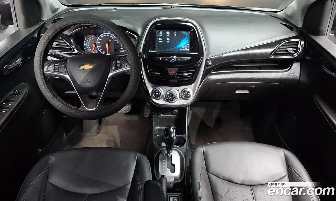 Chevrolet Spark 2016 1.0 Автомат в Москве № 315236, фото 15