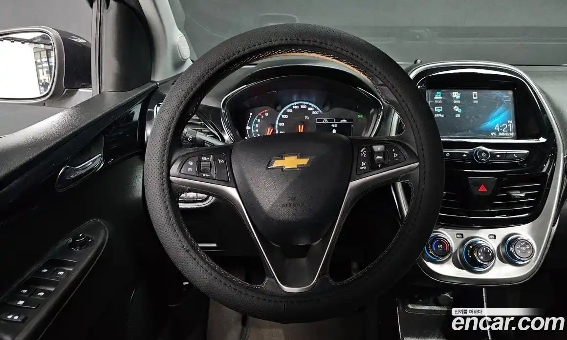 Chevrolet Spark 2016 1.0 Автомат в Москве № 315236, фото 18