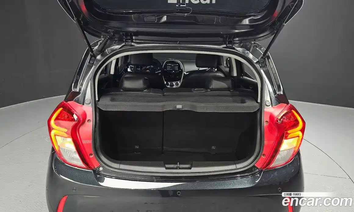 Chevrolet Spark 2016 1.0 Автомат в Москве № 315236, фото 8