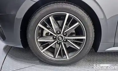 Hyundai Grandeur 2020 2.5 Автомат в Москве № 319182, миниатюра 9